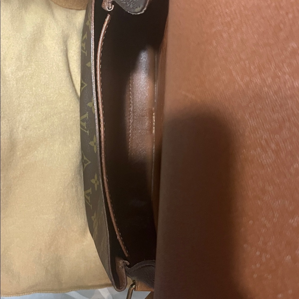 Louis Vuitton Brown Monogram Shoulder Bag - Picture 5 of 8